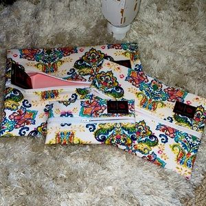 Makeup Junkie Bag-HTF